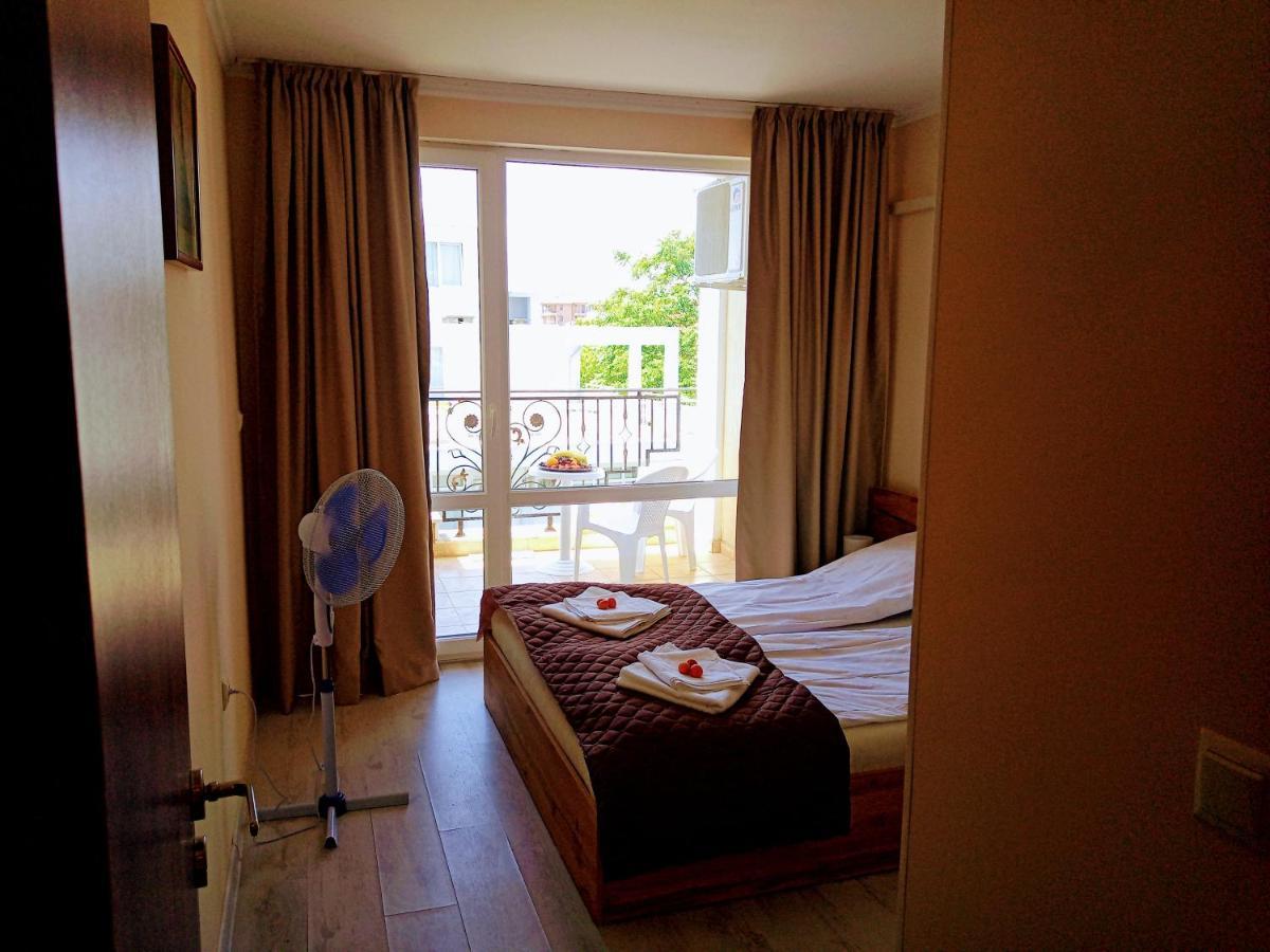 Апартаменты Private Apartament Sea View Свети-Влас Экстерьер фото