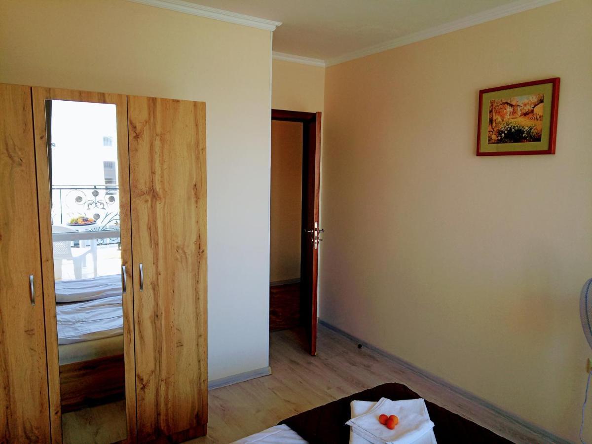 Апартаменты Private Apartament Sea View Свети-Влас Экстерьер фото